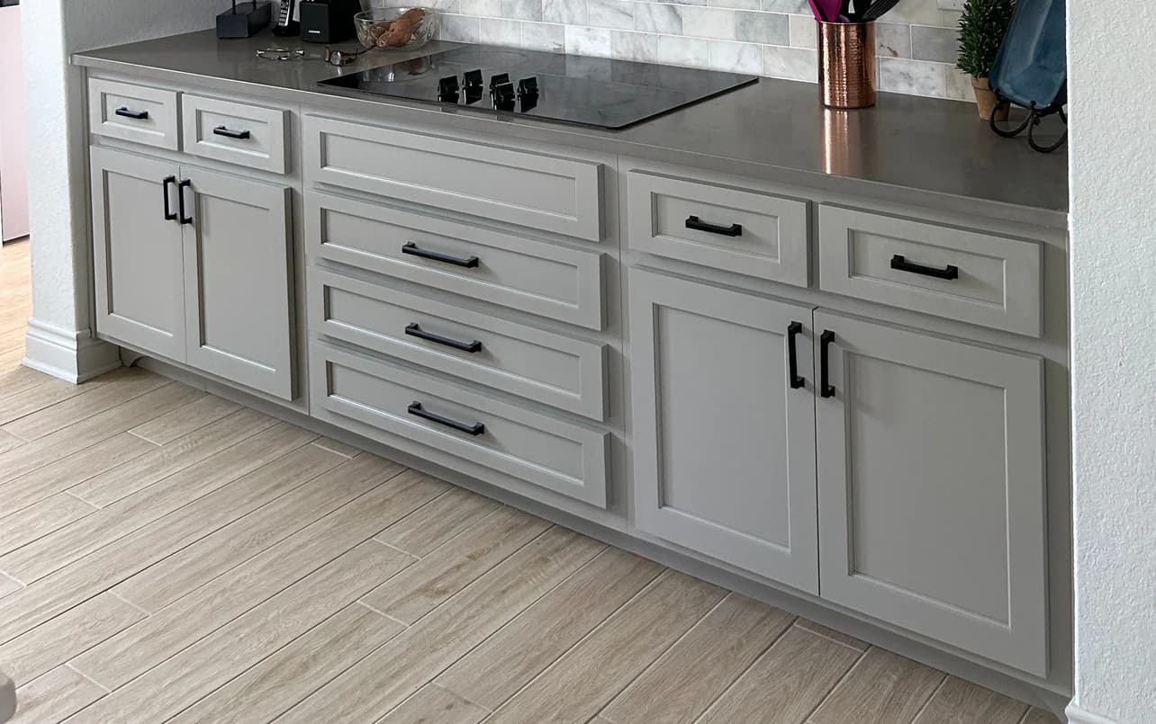 Classic Gray Shaker